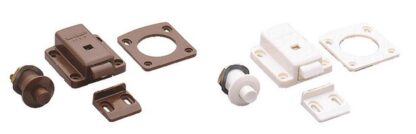 Fermeture à bouton-poussoir pour une épaisseur de porte de 18 à 21 mm, surface : marron, SL-B211-BR. Poussoir pour la conversion de camping-car, l’intérieur d’un yacht, le mobilier de caravane et bien plus encore, par Sugatsune / LAMP® (Japon) – Image 5
